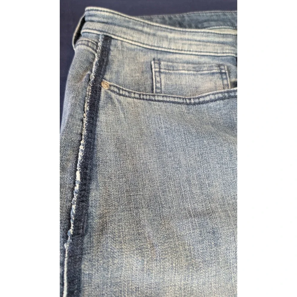 NYDJ Womens 28W Fiona Slim Flare Crop Ankle Jeans Light Wash Fray Hem NWT - Picture 8 of 15
